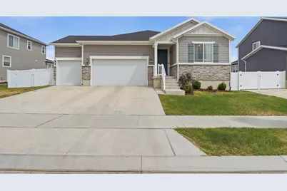 1079 E Horse Rider Dr, Eagle Mountain, UT 84005 - Photo 4