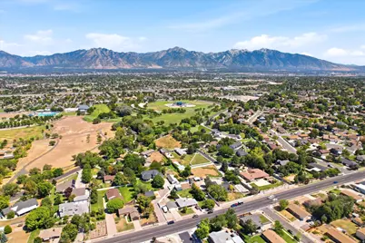 5037 S 3200 W, Taylorsville, UT 84118 - Photo 10