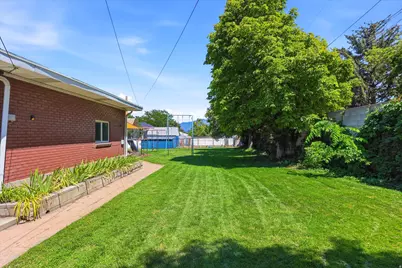 5037 S 3200 W, Taylorsville, UT 84118 - Photo 20