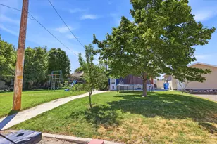 5037 S 3200 W, Taylorsville, UT 84118 - Photo 18