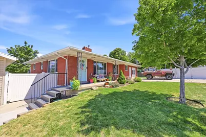 5037 S 3200 W, Taylorsville, UT 84118 - Photo 4