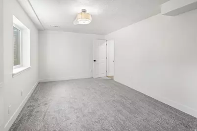 5504 W Ticklegrass Rd S, West Jordan, UT 84081 - Photo 14