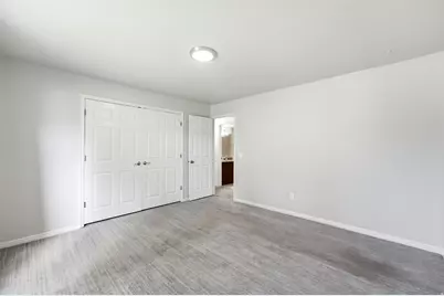 642 W Applewood Dr N, Centerville, UT 84014 - Photo 12