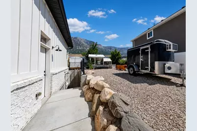 186 E 3900 N, North Ogden, UT 84414 - Photo 32