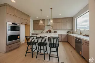 2862 E Hayloft Ln, Heber City, UT 84032 - Photo 2