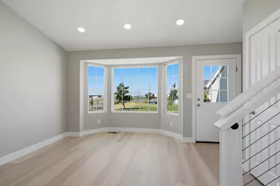 142 S 350 W, Clearfield, UT 84015 - Photo 4