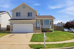 142 S 350 W, Clearfield, UT 84015 - Photo 2