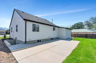 455 E 900 S, Springville, UT 84663 - Photo 24