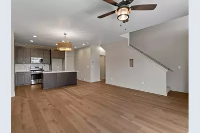 763 E 975 N, Layton, UT 84041 - Photo 2