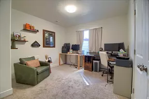 7958 N Bristlecone Rd W, Eagle Mountain, UT 84005 - Photo 36