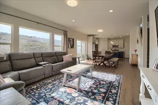 7958 N Bristlecone Rd W, Eagle Mountain, UT 84005 - Photo 10