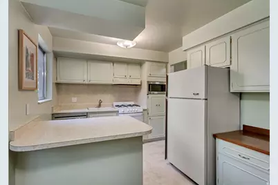 2220 E Murray Holladay Rd S #223, Holladay, UT 84117 - Photo 4