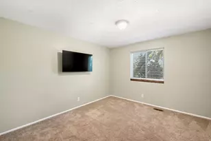 3489 E Crk Rd, Cottonwood Heights, UT 84121 - Photo 22