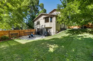 3489 E Crk Rd, Cottonwood Heights, UT 84121 - Photo 32