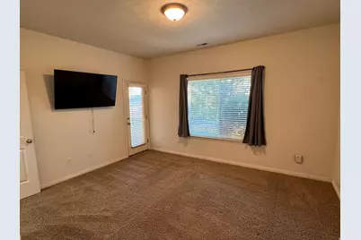 769 N Willow Green Way, Farmington, UT 84025 - Photo 8