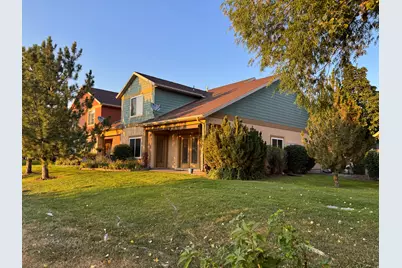 769 N Willow Green Way, Farmington, UT 84025 - Photo 16