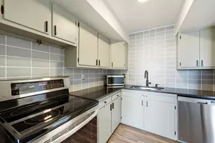 247 S 700 E, Salt Lake City, UT 84102 - Photo 8
