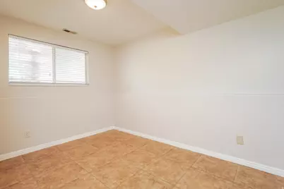 4435 S 2750 W, Roy, UT 84067 - Photo 14