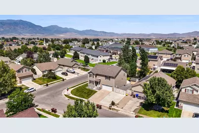 2059 E Hickock Way, Eagle Mountain, UT 84005 - Photo 30