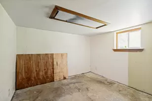 265 W 300 N, Provo, UT 84601 - Photo 16
