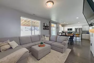3565 S Water Lilly Ln, Syracuse, UT 84075 - Photo 18