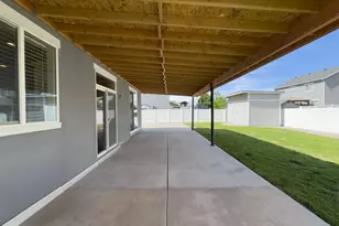 3565 S Water Lilly Ln, Syracuse, UT 84075 - Photo 40