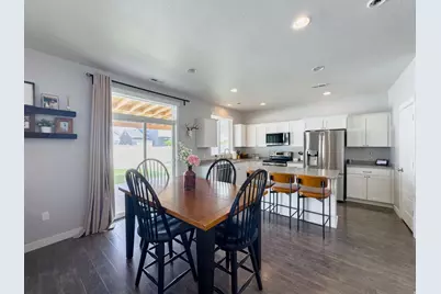 3565 S Water Lilly Ln, Syracuse, UT 84075 - Photo 16