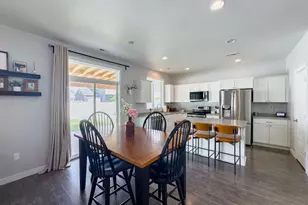 3565 S Water Lilly Ln, Syracuse, UT 84075 - Photo 16