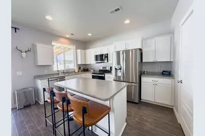 3565 S Water Lilly Ln, Syracuse, UT 84075 - Photo 8