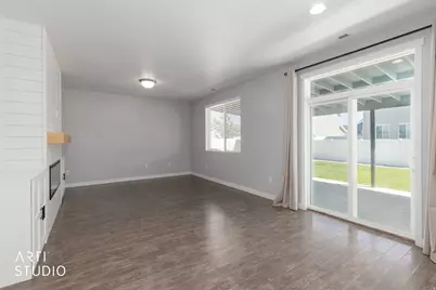 3565 S Water Lilly Ln, Syracuse, UT 84075 - Photo 10