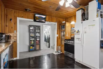 1122 E 34th St S, Ogden, UT 84403 - Photo 6
