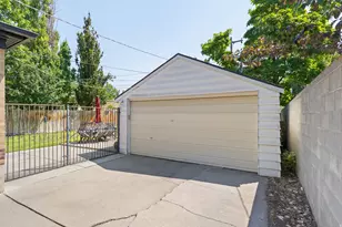 1997 S Imperial St E, Salt Lake City, UT 84105 - Photo 32