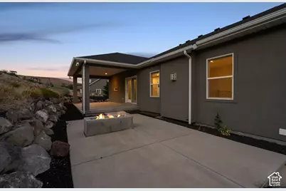 2891 E Sunset Dr, Eagle Mountain, UT 84005 - Photo 44