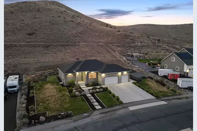 2891 E Sunset Dr, Eagle Mountain, UT 84005 - Photo 4