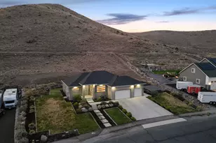 2891 E Sunset Dr, Eagle Mountain, UT 84005 - Photo 4