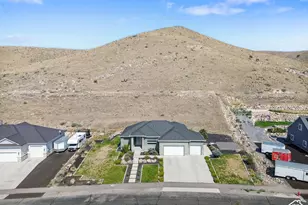 2891 E Sunset Dr, Eagle Mountain, UT 84005 - Photo 56
