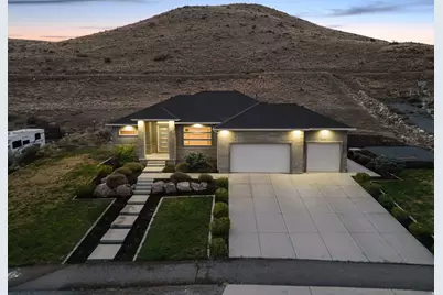 2891 E Sunset Dr, Eagle Mountain, UT 84005 - Photo 2