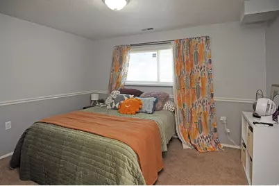4760 Burch Creek Dr, South Ogden, UT 84403 - Photo 14
