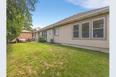 2093 E 9510 S, Sandy, UT 84092 - Photo 32