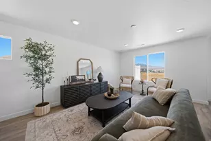 2163 S Woverine Way, Washington, UT 84780 - Photo 8
