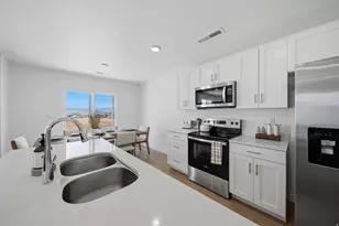 2163 S Woverine Way, Washington, UT 84780 - Photo 16