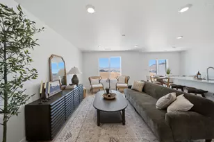 2163 S Woverine Way, Washington, UT 84780 - Photo 6