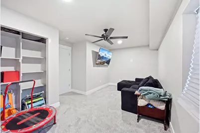 824 N Gleneagles Ct, Tooele, UT 84074 - Photo 32