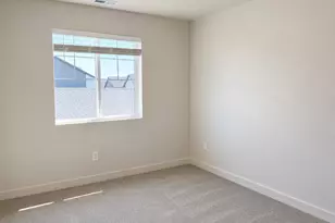 808 W Ivywell Ln N, North Salt Lake, UT 84054 - Photo 12