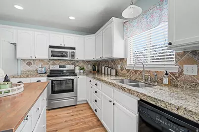 10503 N Doral Dr, Cedar Hills, UT 84062 - Photo 18