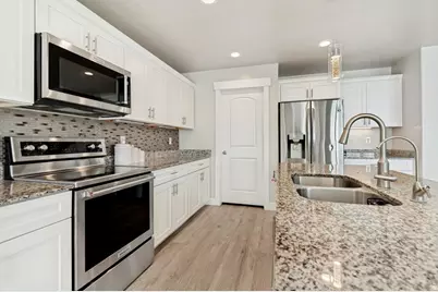 14939 S Tilton Dr, Herriman, UT 84096 - Photo 10