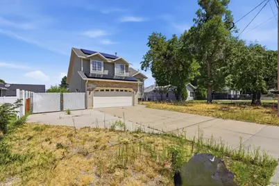 246 W 5000 S, Ogden, UT 84405 - Photo 2