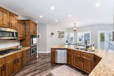1685 W Prairie Hill Dr, Bluffdale, UT 84065 - Photo 24