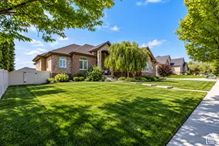 1685 W Prairie Hill Dr, Bluffdale, UT 84065 - Photo 1