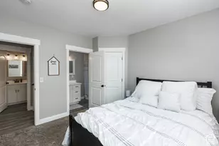 1685 W Prairie Hill Dr, Bluffdale, UT 84065 - Photo 18